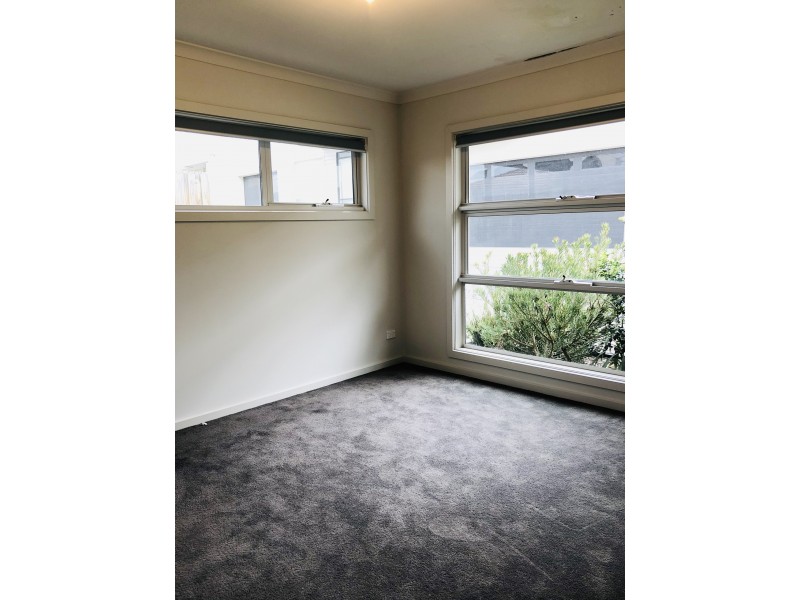 3/3 Old Plenty Road, South Morang VIC 3752