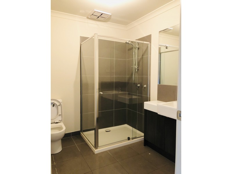 3/3 Old Plenty Road, South Morang VIC 3752