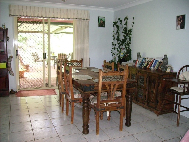 61 Zeller Road, Mount Luke QLD 4352