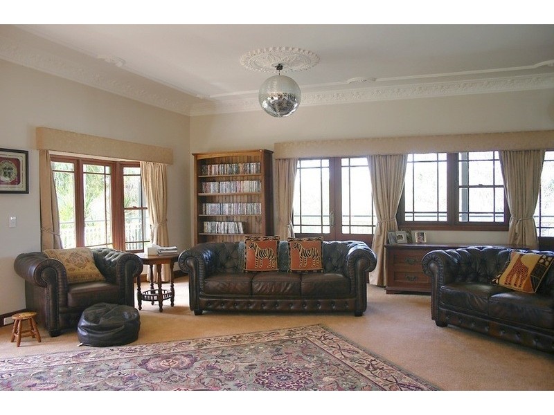 7985 Chamberlain Rd, Lisarow NSW 2250