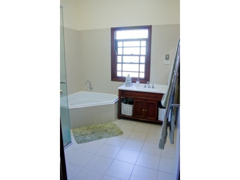 7985 Chamberlain Rd, Lisarow NSW 2250