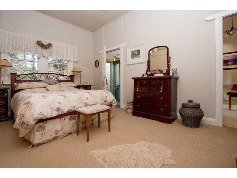 37 Cranstons Rd, Middle Dural NSW 2158