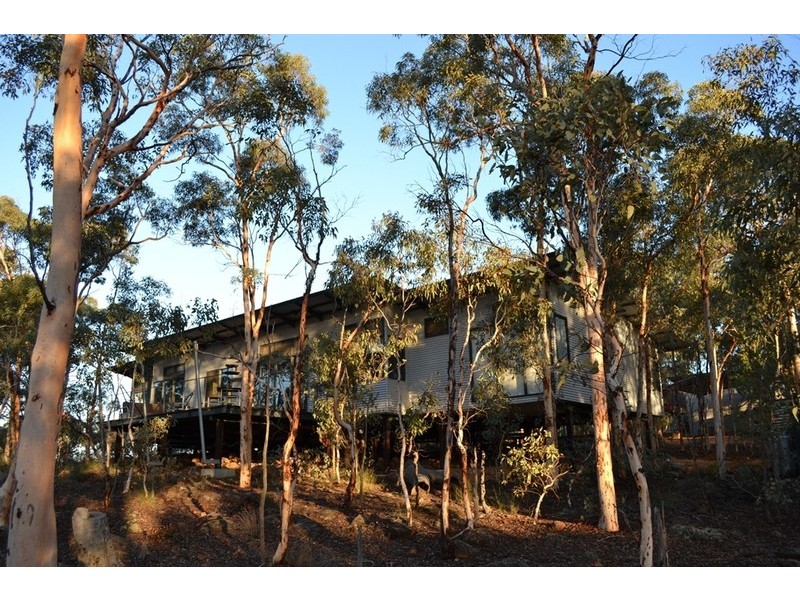 220 BENRUA RD, Clackline WA 6564