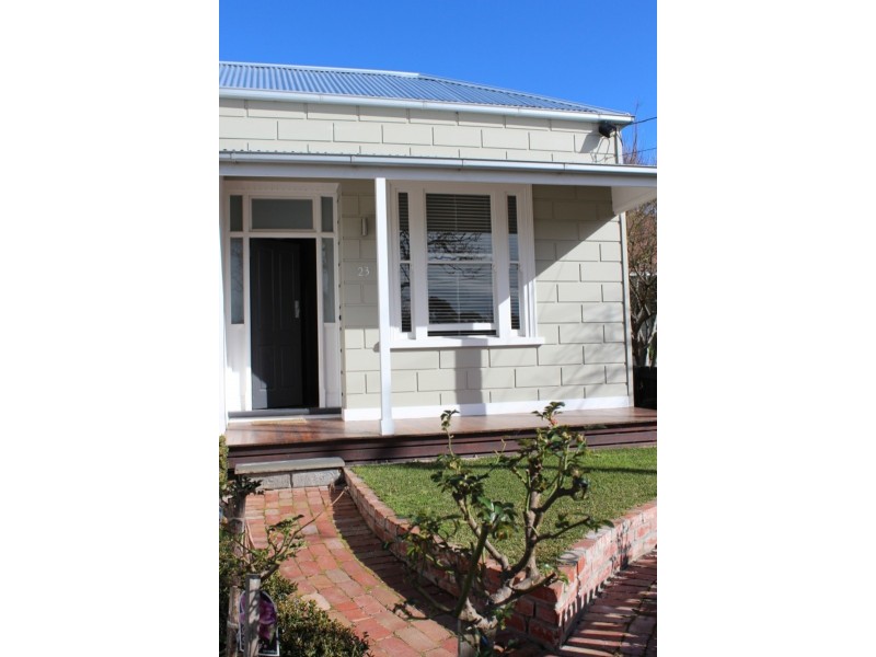 23 Alma Terrace, Newport VIC 3015
