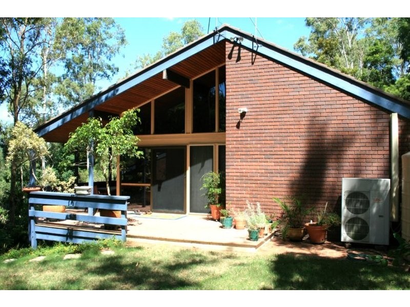 26 Hoylake St, Indooroopilly QLD 4068