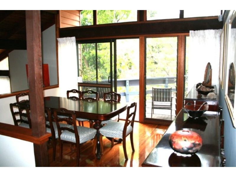 26 Hoylake St, Indooroopilly QLD 4068