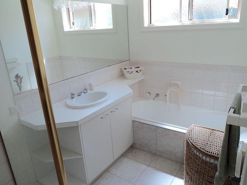 27 Shari Drive Delacombe, Ballarat VIC 3350