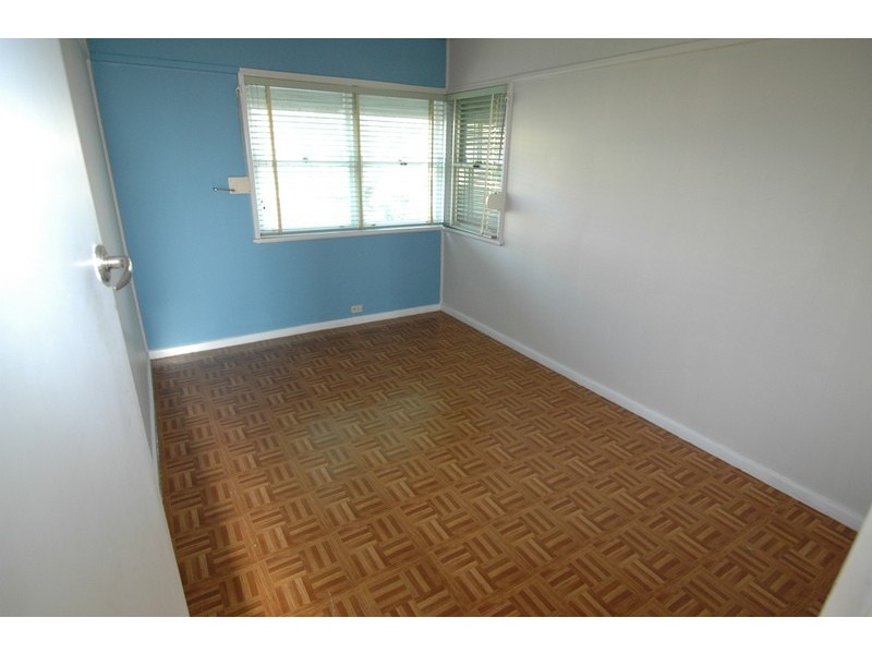 19 Grandview Dr, Campbelltown NSW 2560