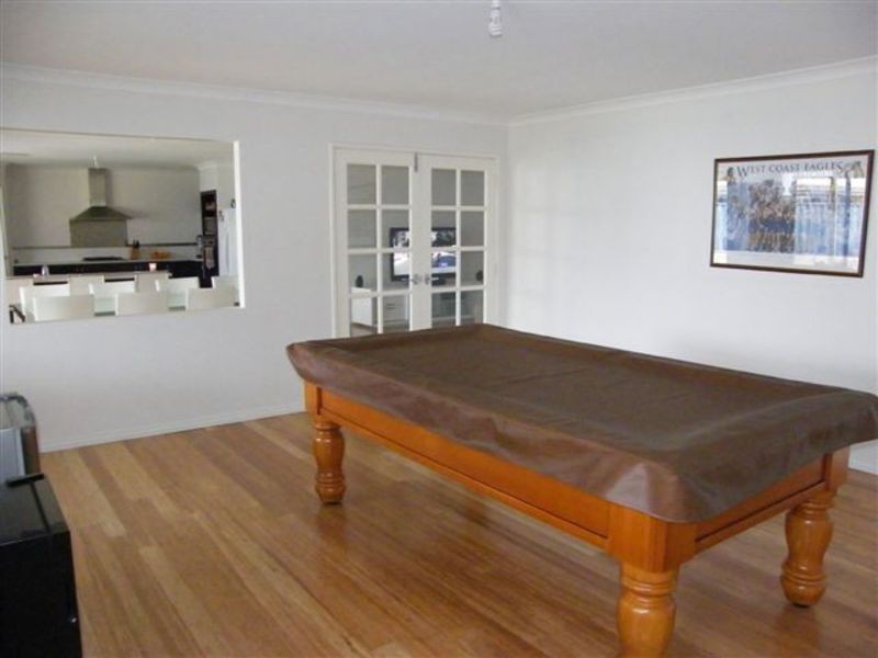 5 Evian Glen, Port Kennedy WA 6172