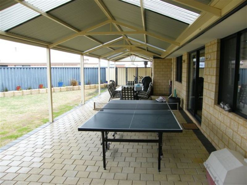 5 Evian Glen, Port Kennedy WA 6172