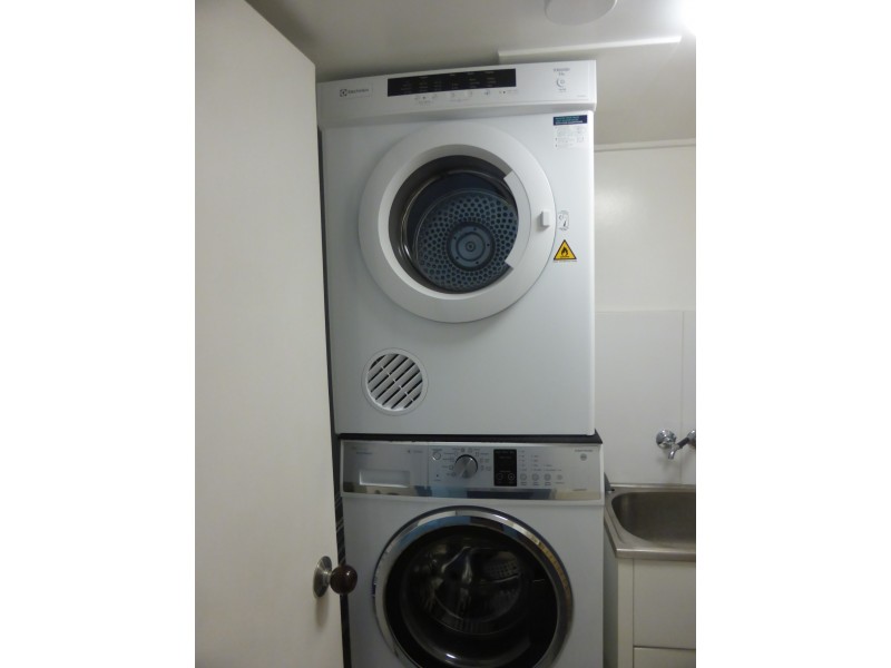 8/89 Thorn Street, Kangaroo Point QLD 4169