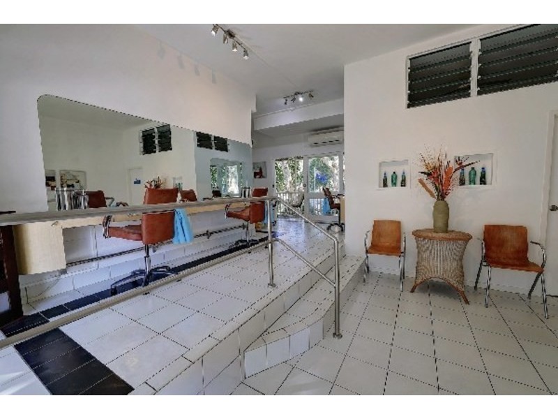 Lot 25/111-117 Williams Esplanade, Palm Cove QLD 4879