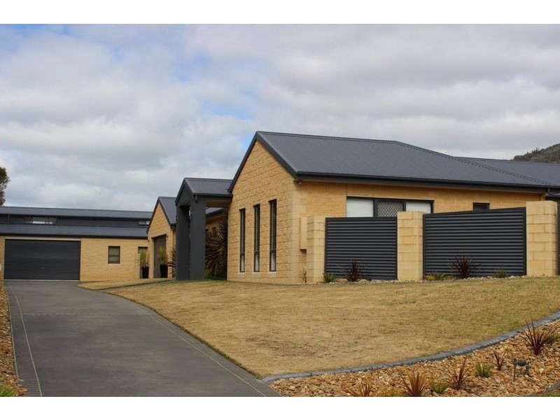 21  Sorrel Court, Baranduda VIC 3691