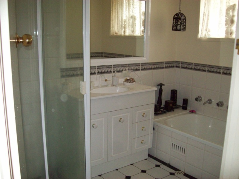 8 Ajax Court, Para Vista SA 5093