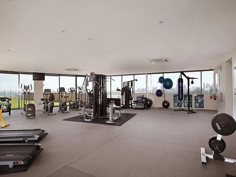 83 Queens Road, Melbourne VIC 3004