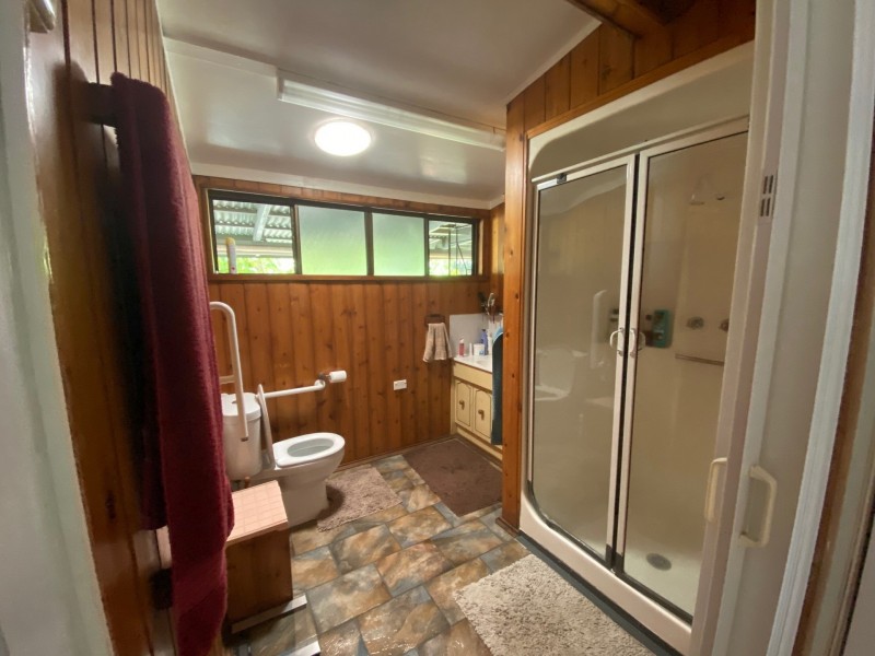 2A & 2B Swan Street, Slade Point QLD 4740