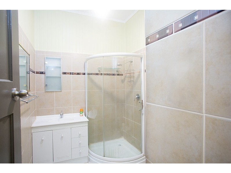 94 Broad St, Sarina QLD 4737