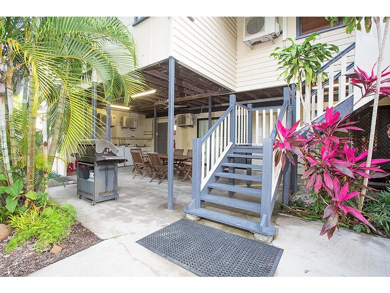 94 Broad St, Sarina QLD 4737