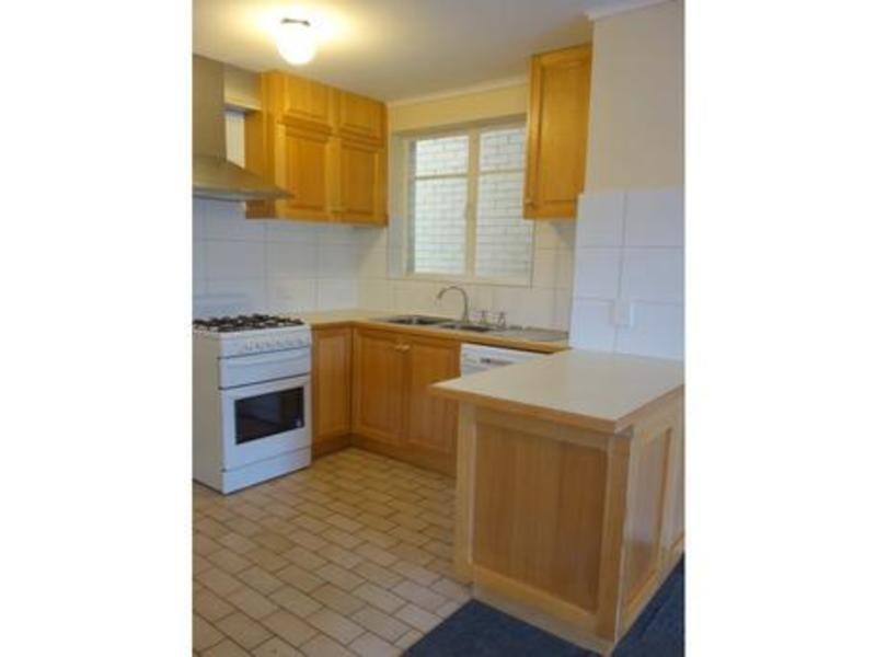 4/4 Muchell Grove, Coburg VIC 3058