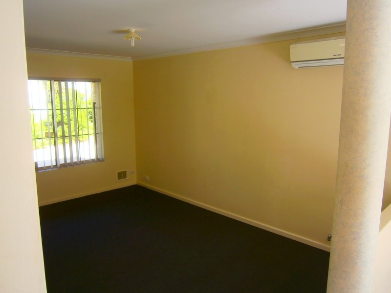 2/215 McDonald Street, Joondanna WA 6060