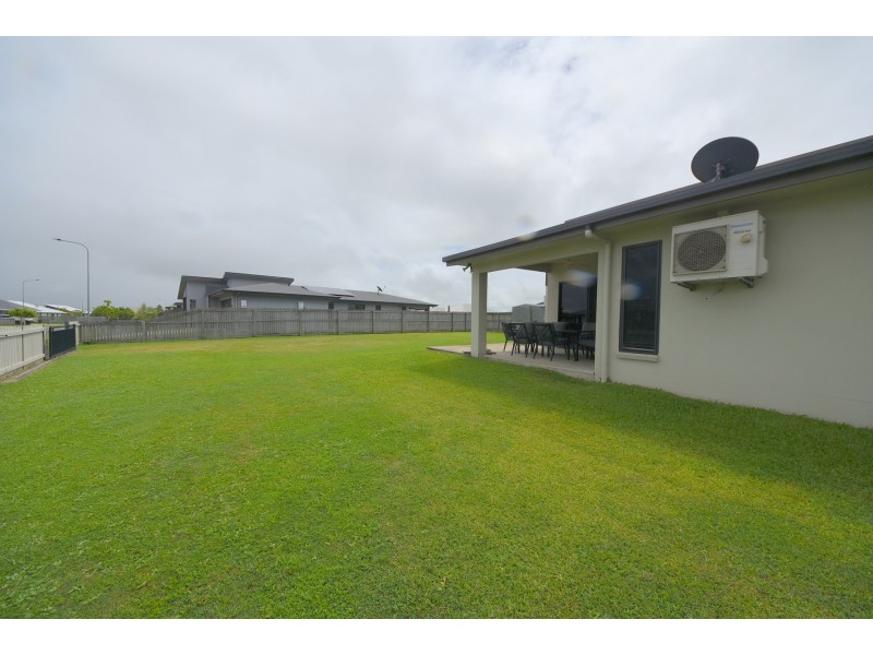 19 Drury Street, Ooralea QLD 4740