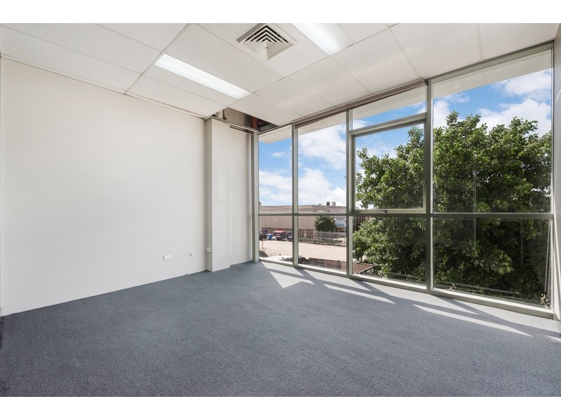 6 Nello Place, Wetherill Park NSW 2164