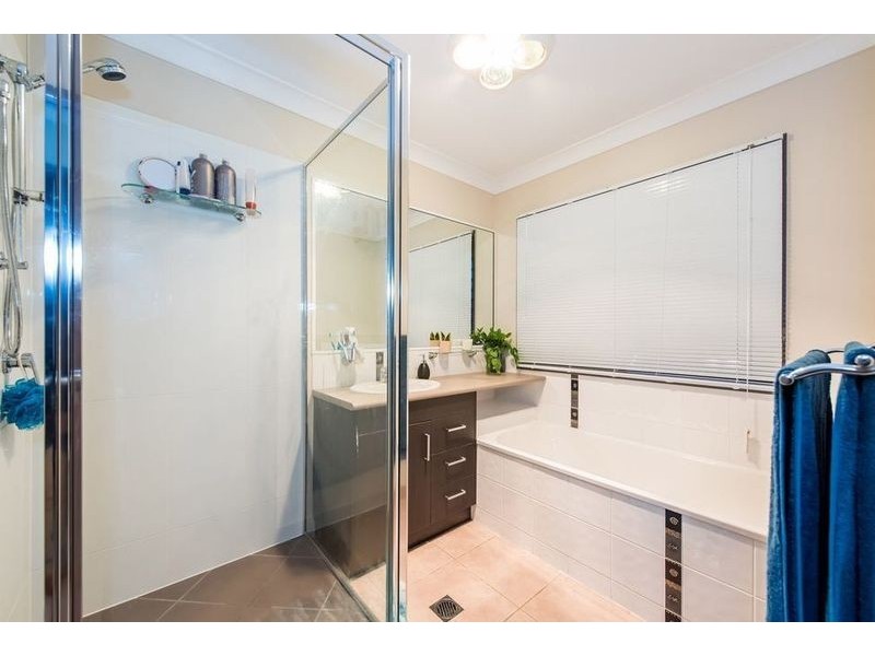 44 Stuart Hindle Drive, Mount Pleasant QLD 4740