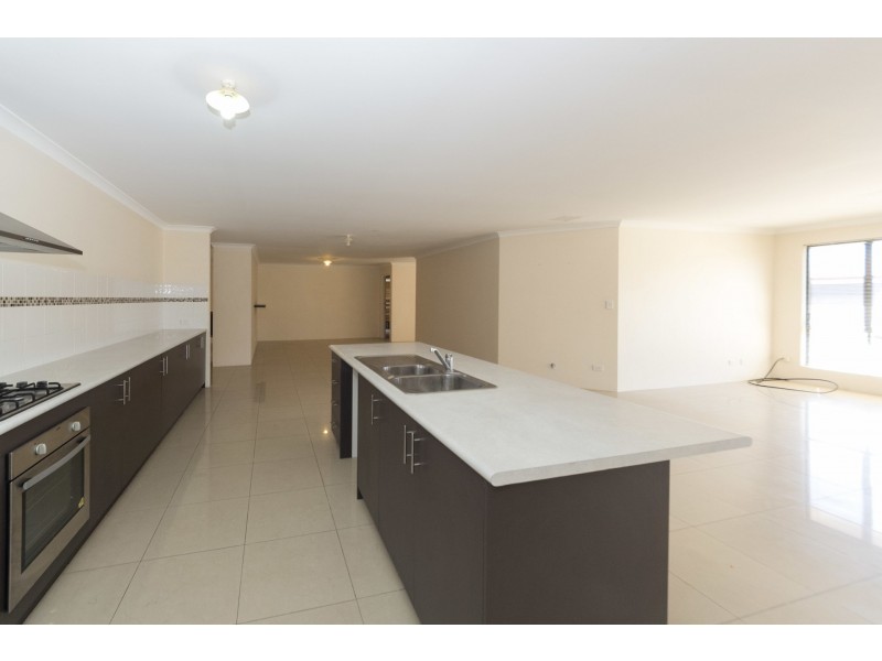 29 Bluebush Avenue, Beeliar WA 6164