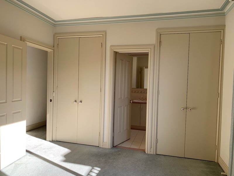 2/3 HARTWOOD STREET, Kew VIC 3101