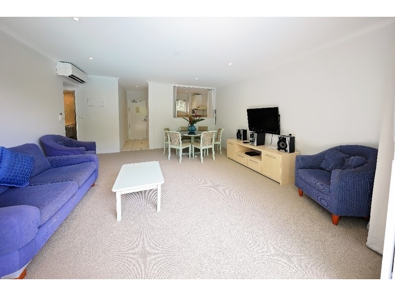 217/305 Coral Coast Drive, Palm Cove QLD 4879