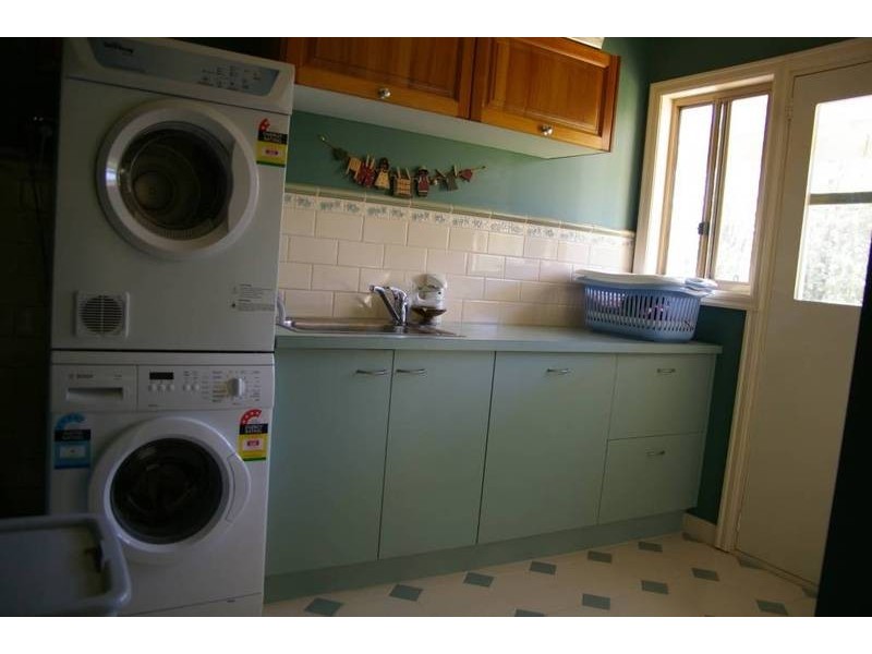 10 Newton Crt, Nicholson VIC 3882