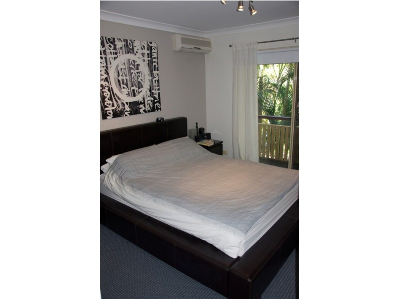 16/100 Racecourse Drive, Bundall QLD 4217