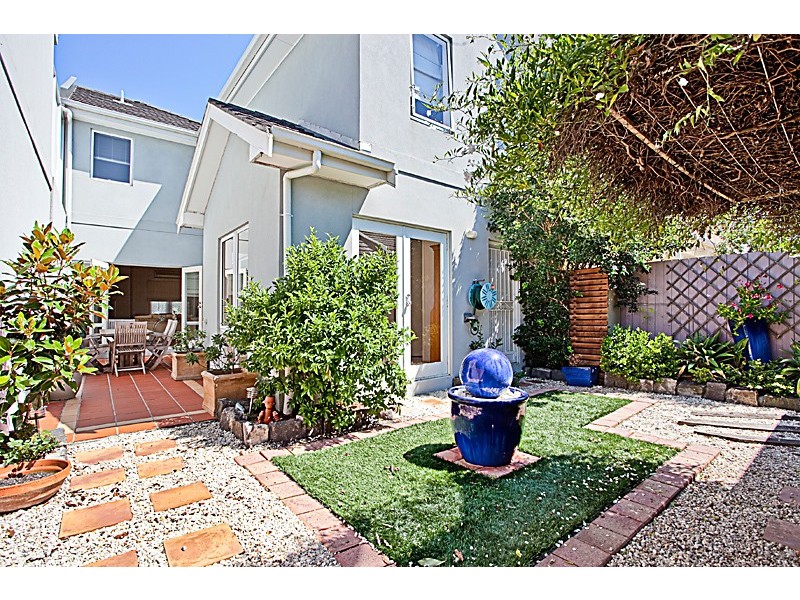 53 Waterford Avenue, Maribyrnong VIC 3032