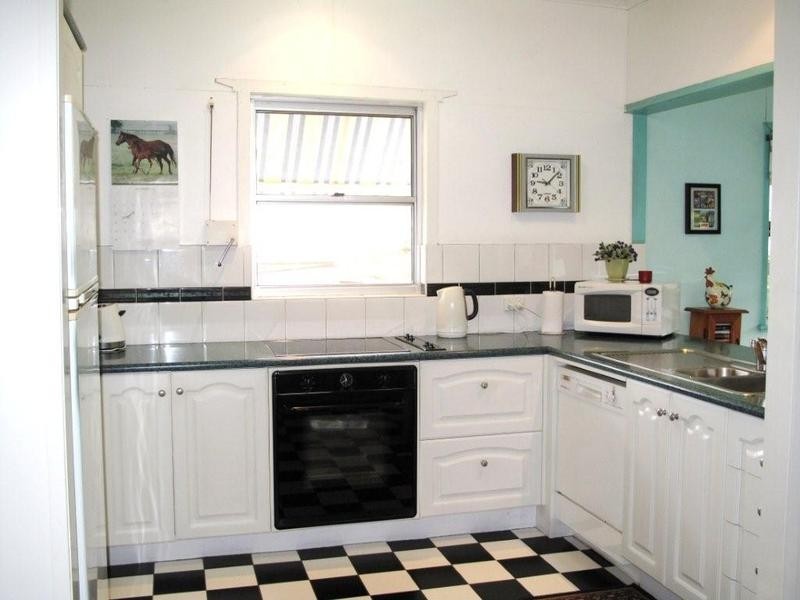 7 Maddocks Street, Wavell Heights QLD 4012