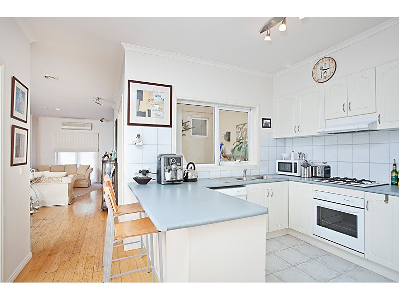 53 Waterford Avenue, Melbourne VIC 3000