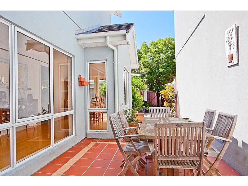 53 Waterford Avenue, Melbourne VIC 3000