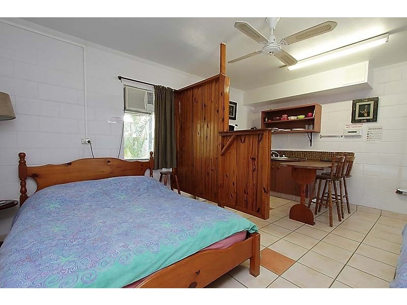 6 George St, Seaforth QLD 4741