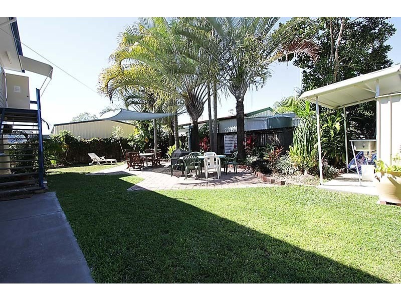 6 George St, Seaforth QLD 4741