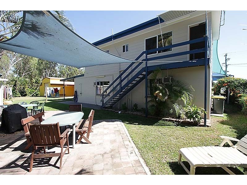 6 George St, Seaforth QLD 4741