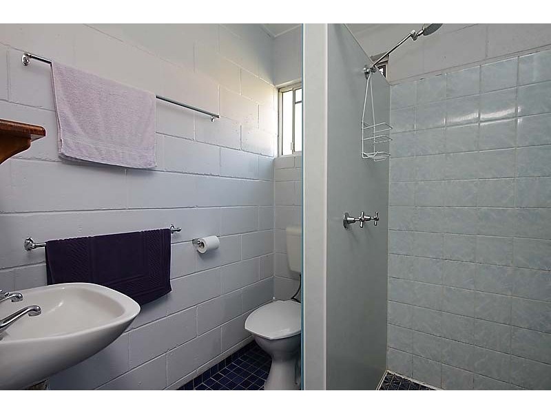 6 George St, Seaforth QLD 4741