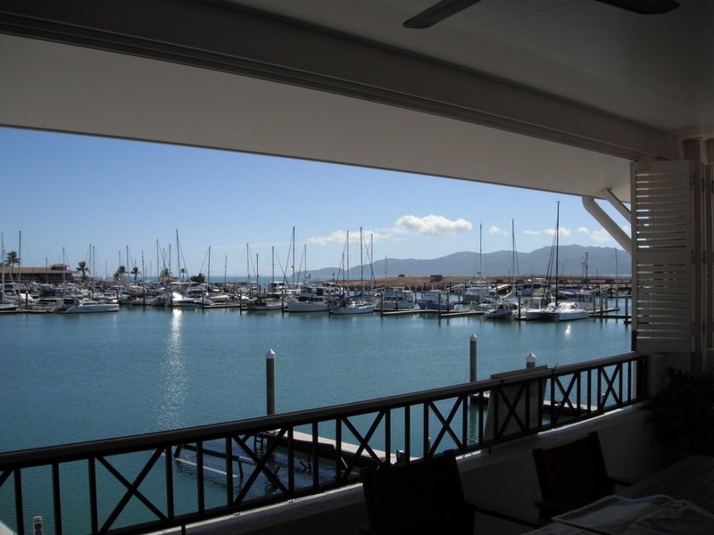 12/16 Sir Leslie Thiess Drive, Townsville City QLD 4810