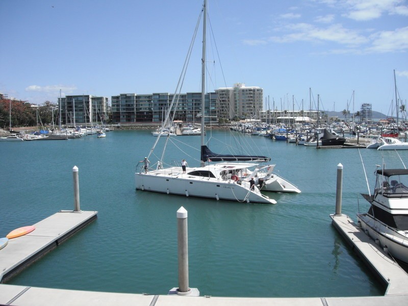 12/16 Sir Leslie Thiess Drive, Townsville City QLD 4810