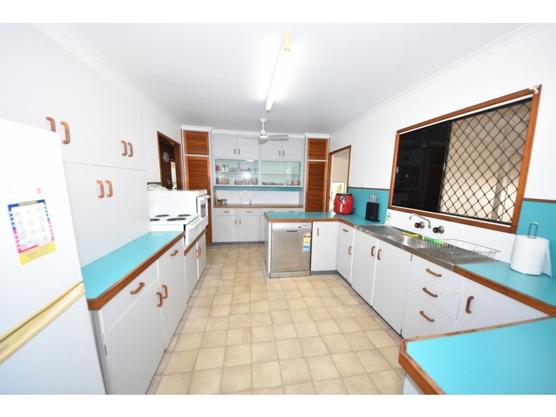 11 Eaglemount Road, Andergrove QLD 4740