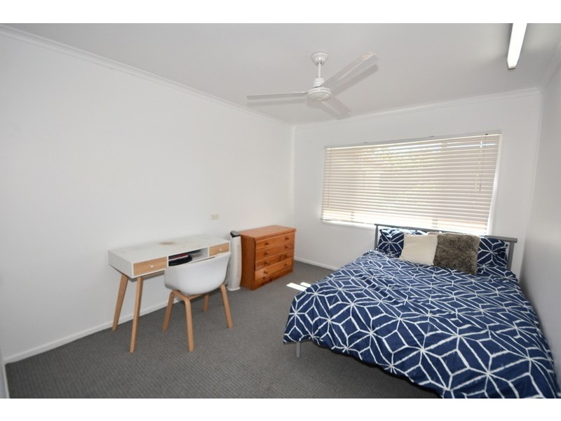 11 Eaglemount Road, Andergrove QLD 4740