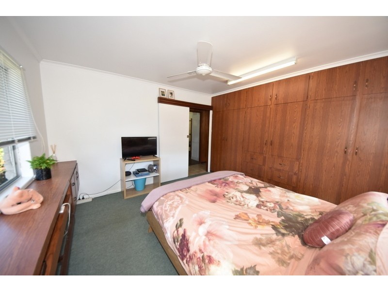 11 Eaglemount Road, Andergrove QLD 4740