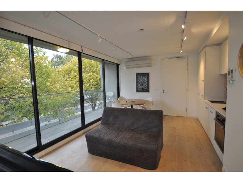 8 Princes Close, Prahran VIC 3181