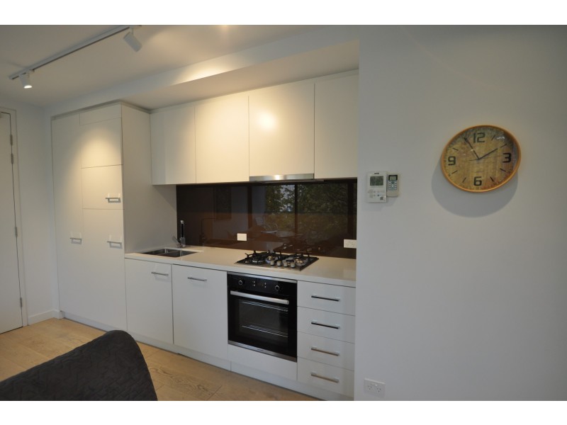 8 Princes Close, Prahran VIC 3181