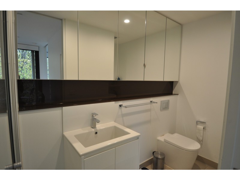 8 Princes Close, Prahran VIC 3181