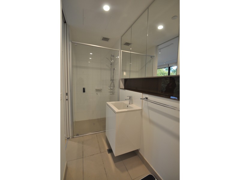 8 Princes Close, Prahran VIC 3181