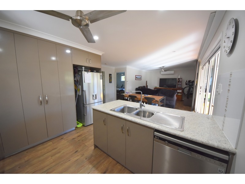 53 Windsor Drive, Hay Point QLD 4740